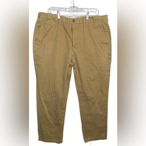 Southern Pines Men's Flat Front Tan Chinos Size 38x30